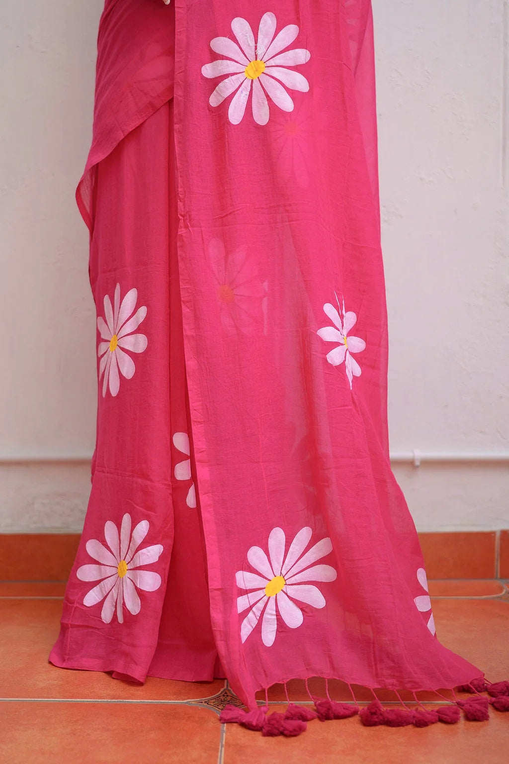 Pink Flower Mulmul Cotton Saree