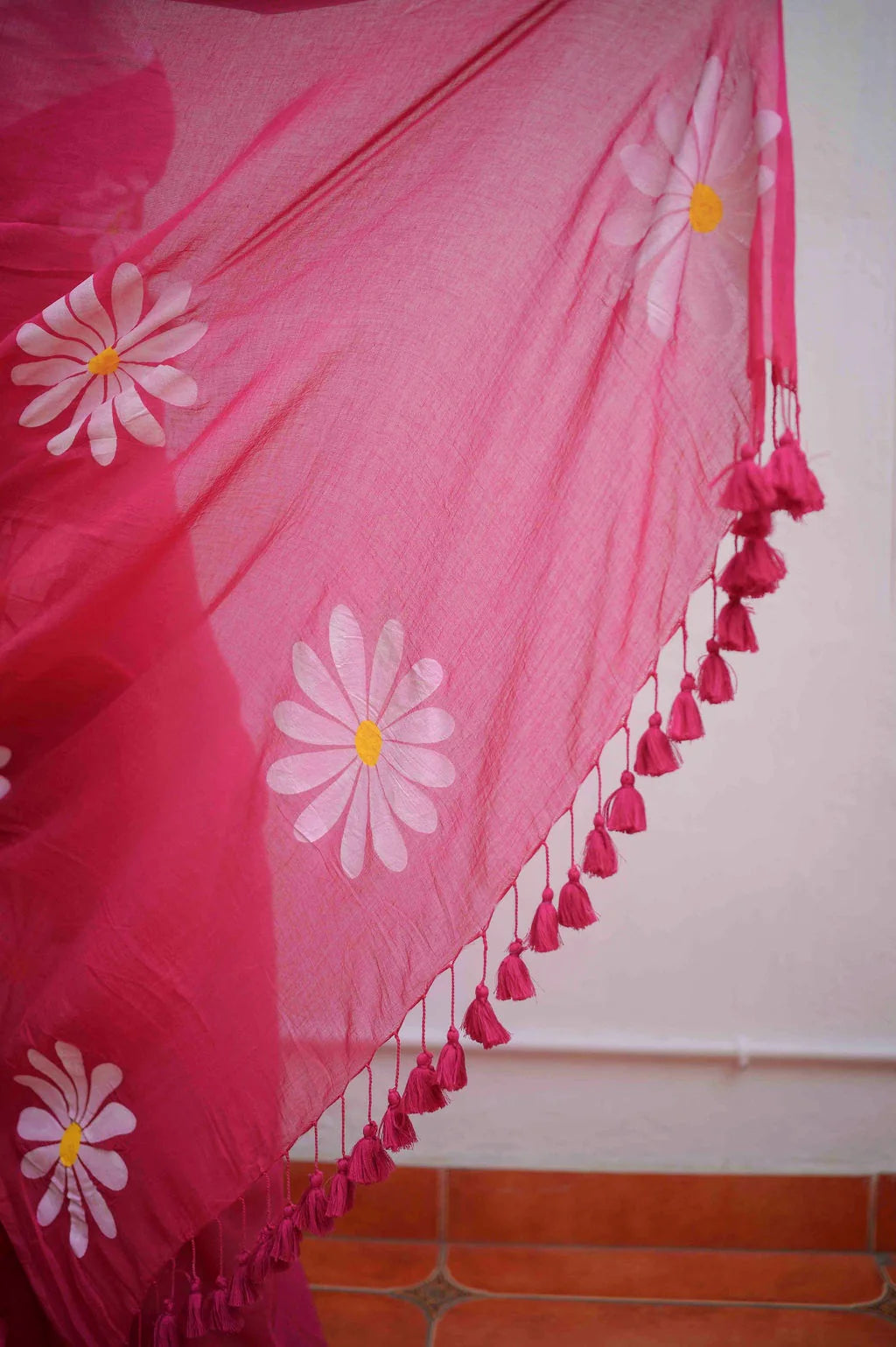 Pink Flower Mulmul Cotton Saree